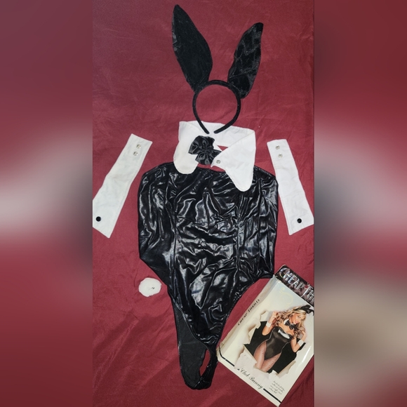 🐰Club Bunny 🐇 costume - Picture 6 of 11